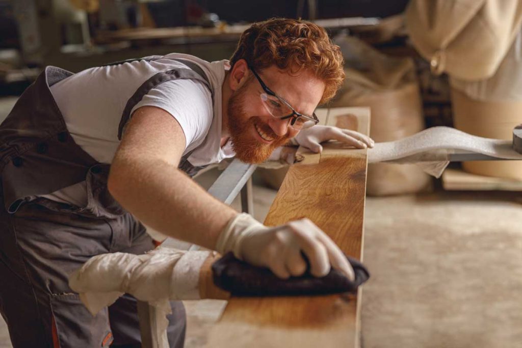 Assurance décennale pour menuisiers auto-entrepreneurs à Rennes en Bretagne
