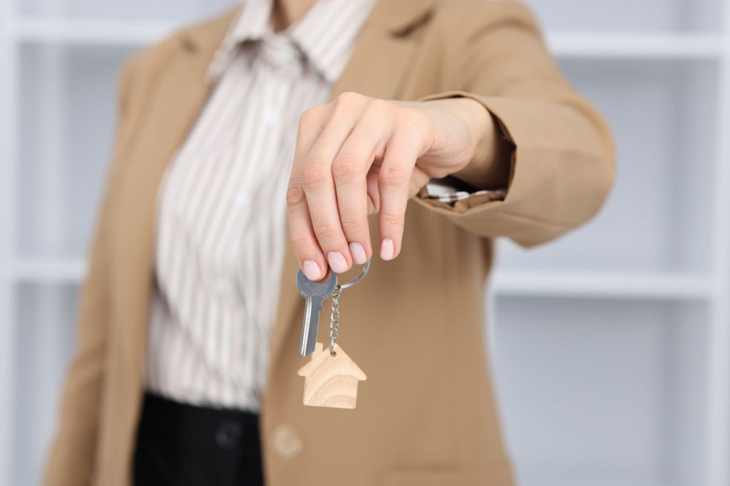 Marchand de biens : assurance dommages-ouvrage à Orléans en Centre-Val-de-Loire, avec devis gratuit